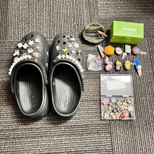 CROCS Black Platform Crocs with Assorted Charms